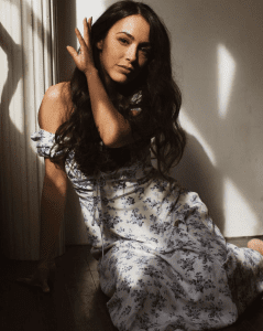 Tamara Almeida (Jane): From Sales Representative to Acting Star